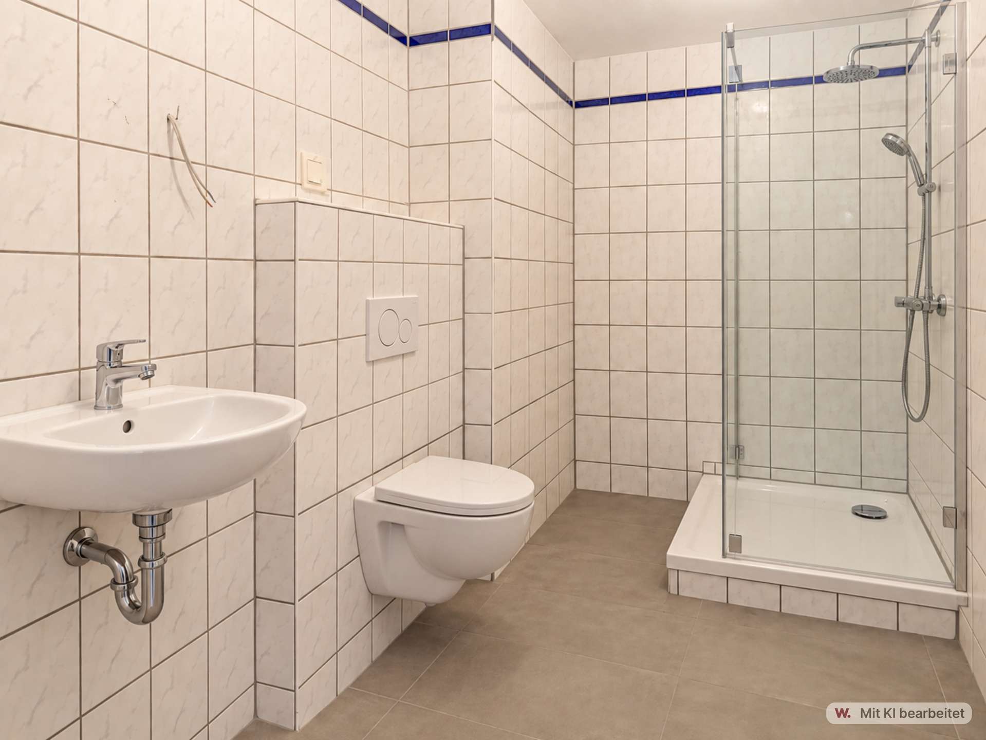 Badezimmer (KI bearbeitet)