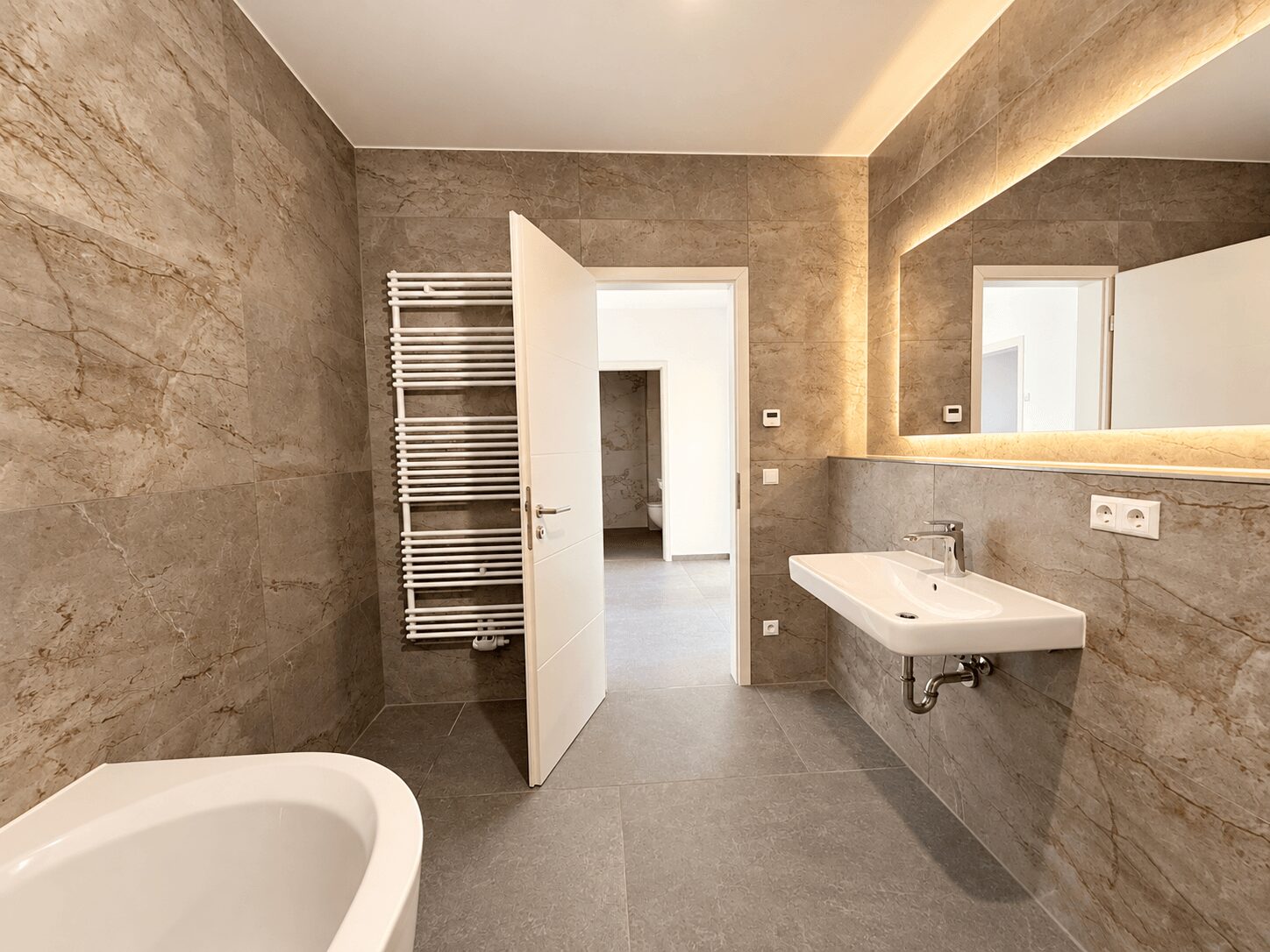 Badezimmer 2