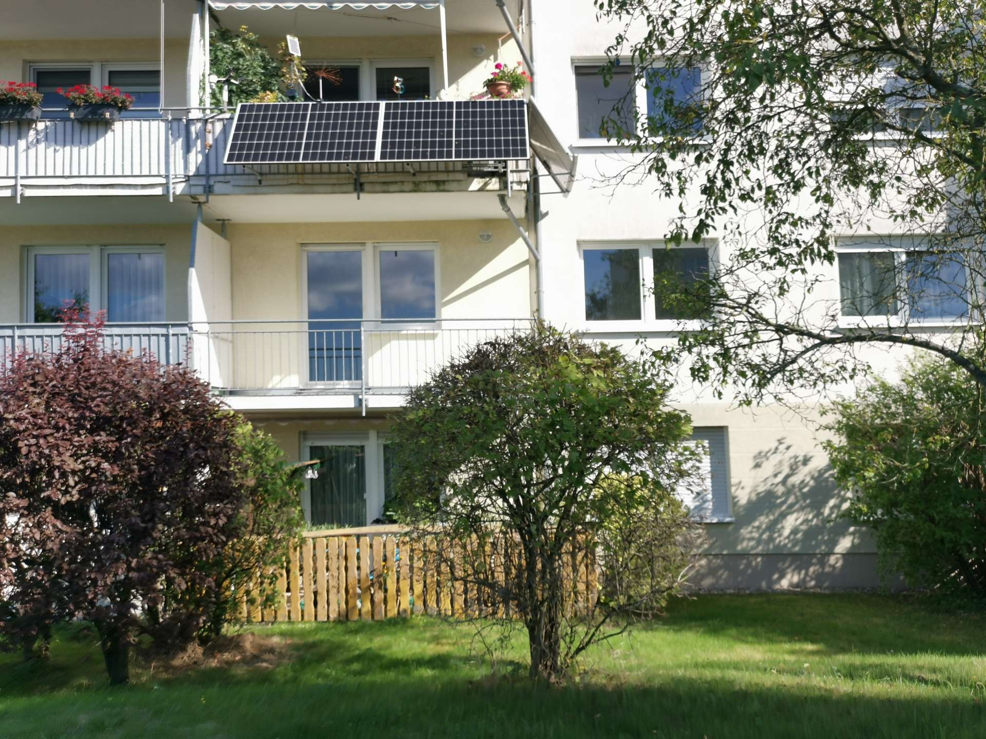 Außenansicht (Blick auf WE)