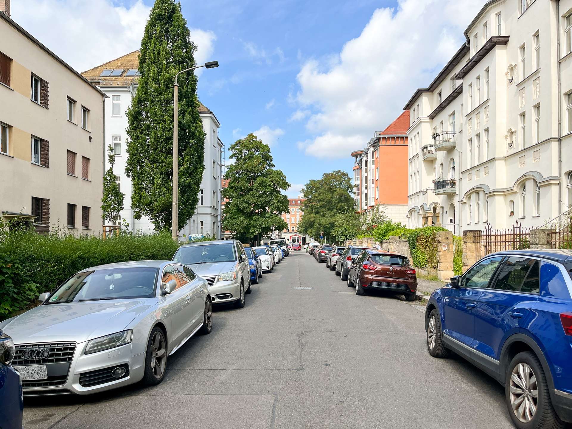 Straßenansicht