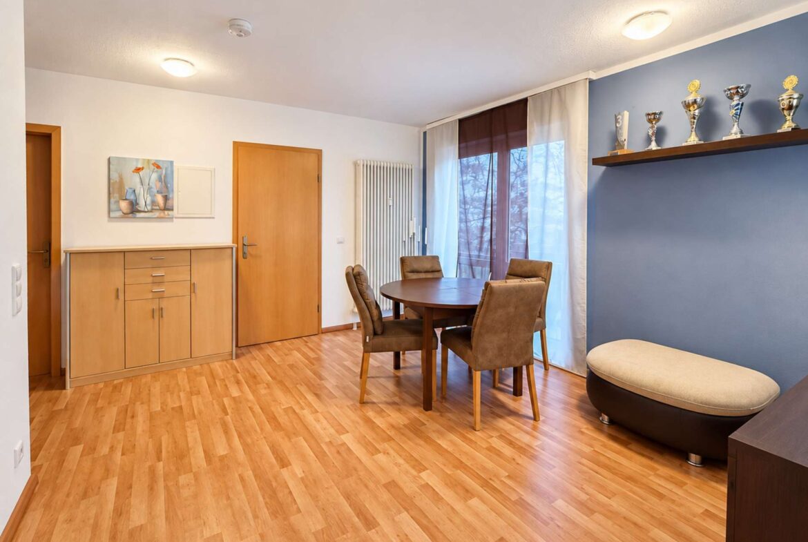 Wohnbereich mit französischem Balkon