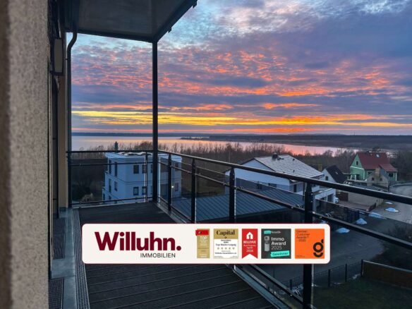 Balkon mit Seenblick