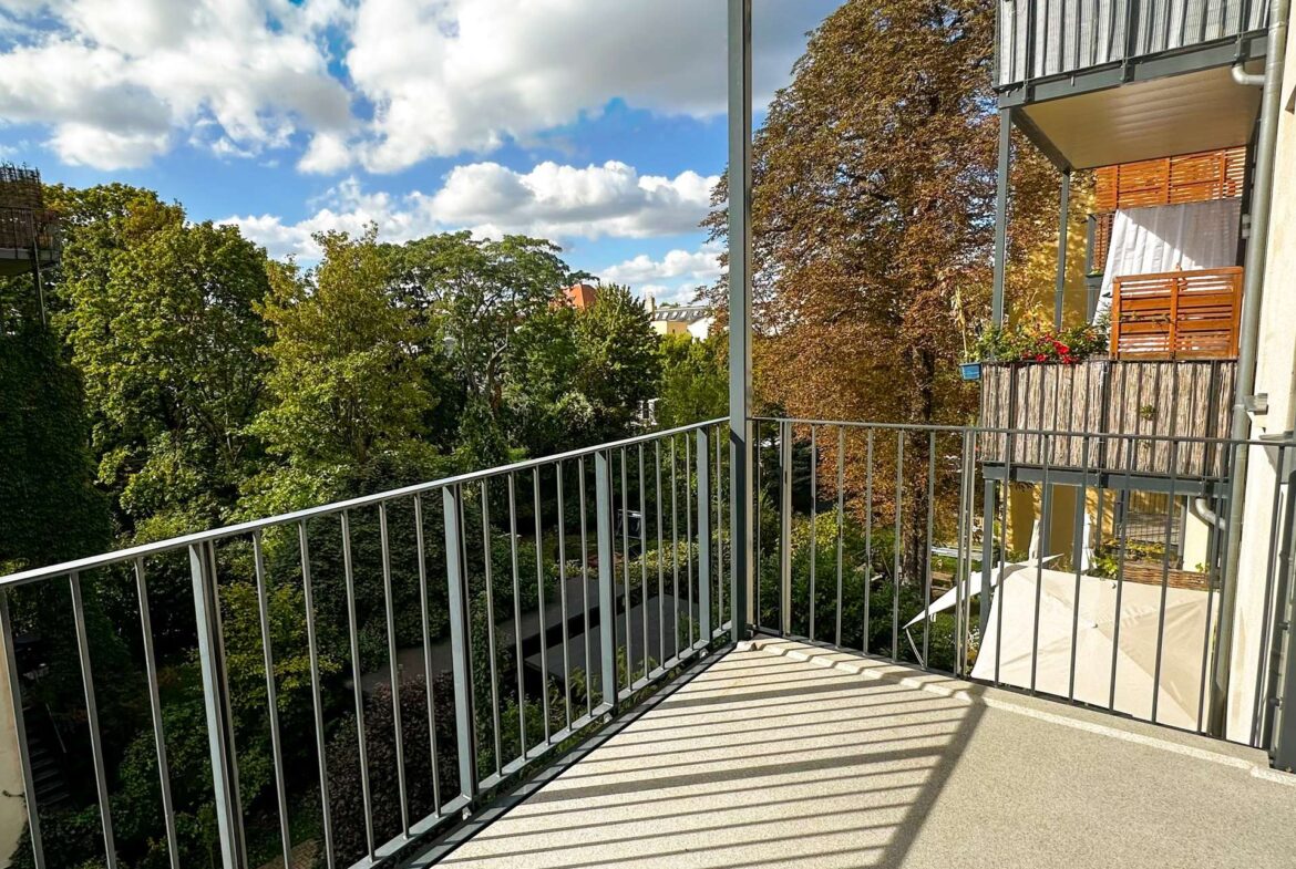 Großzügiger West-Balkon
