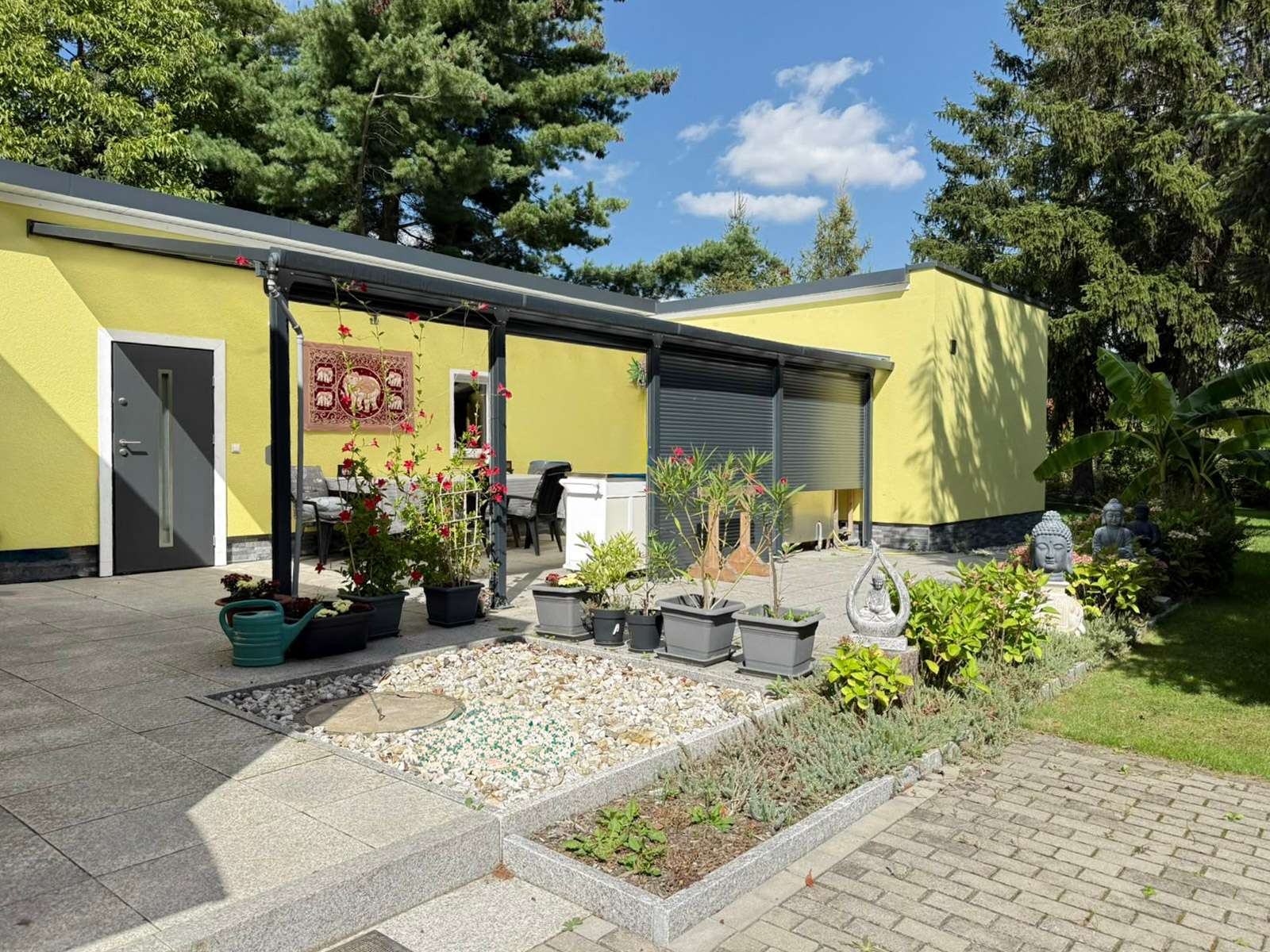 Überdachte Terrasse
