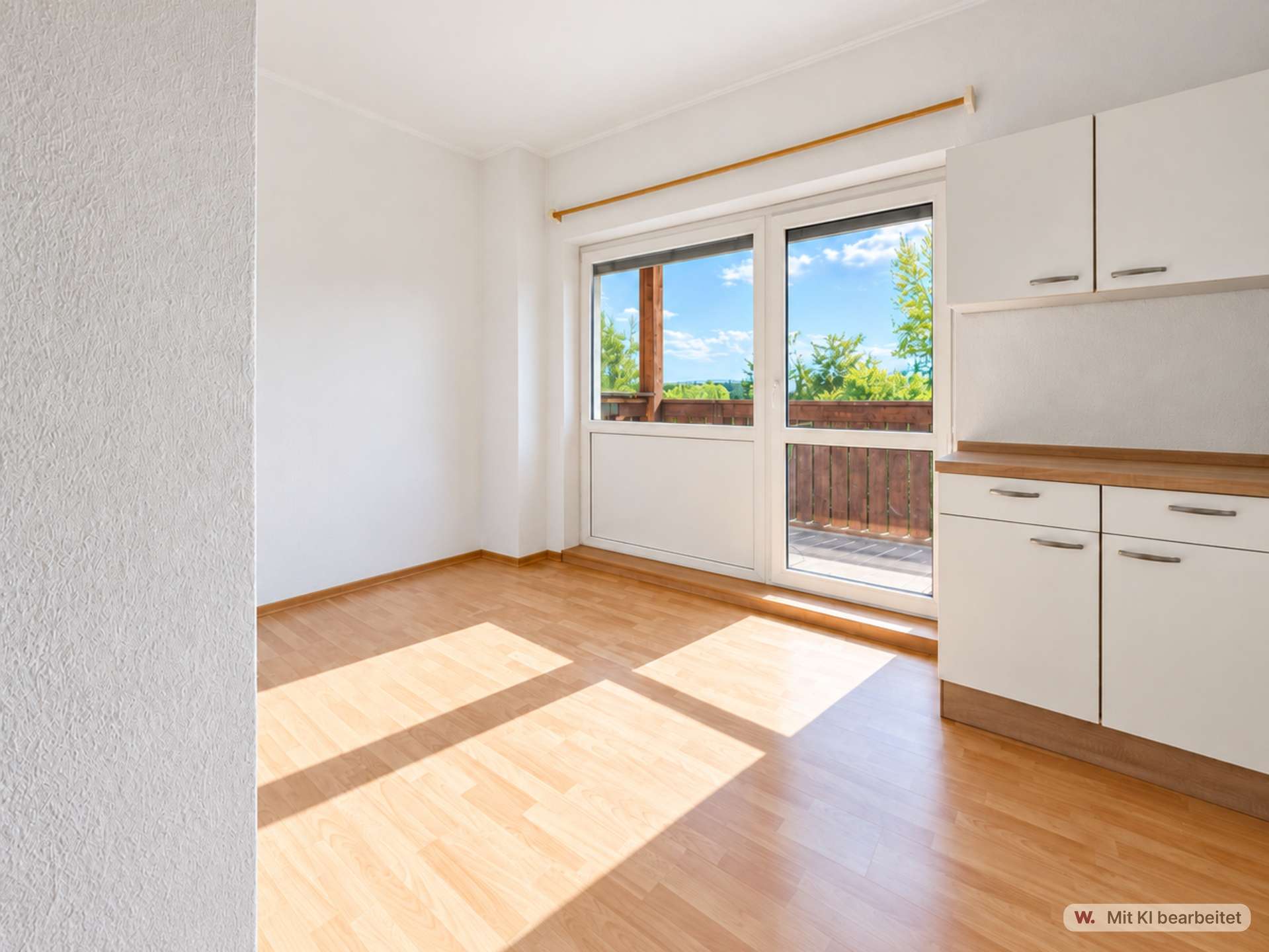 Küche mit Balkon