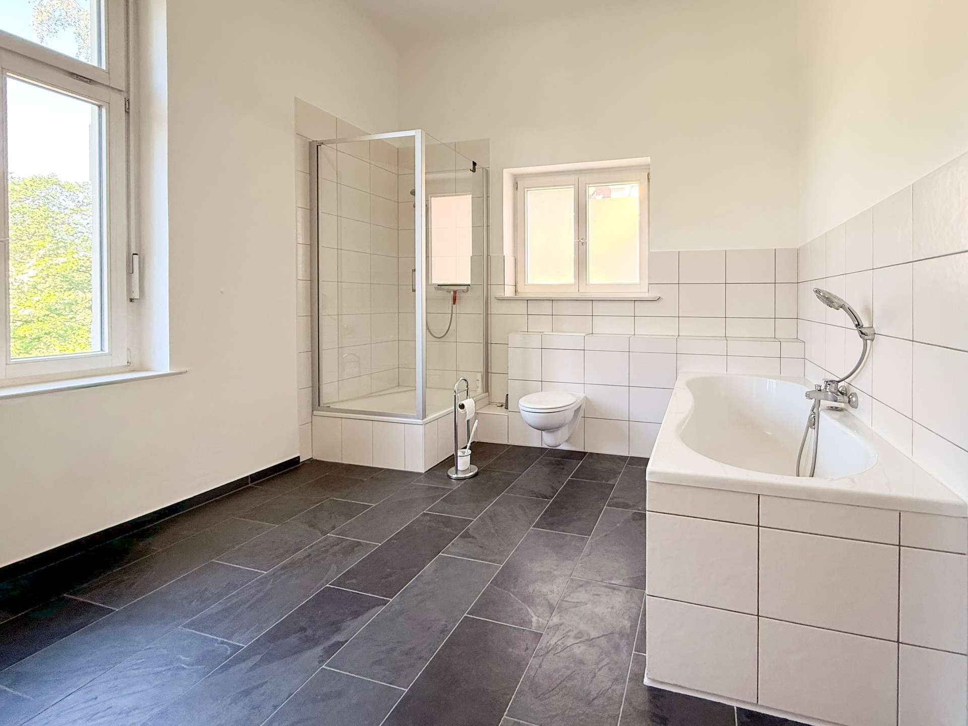 Badezimmer 1. OG 