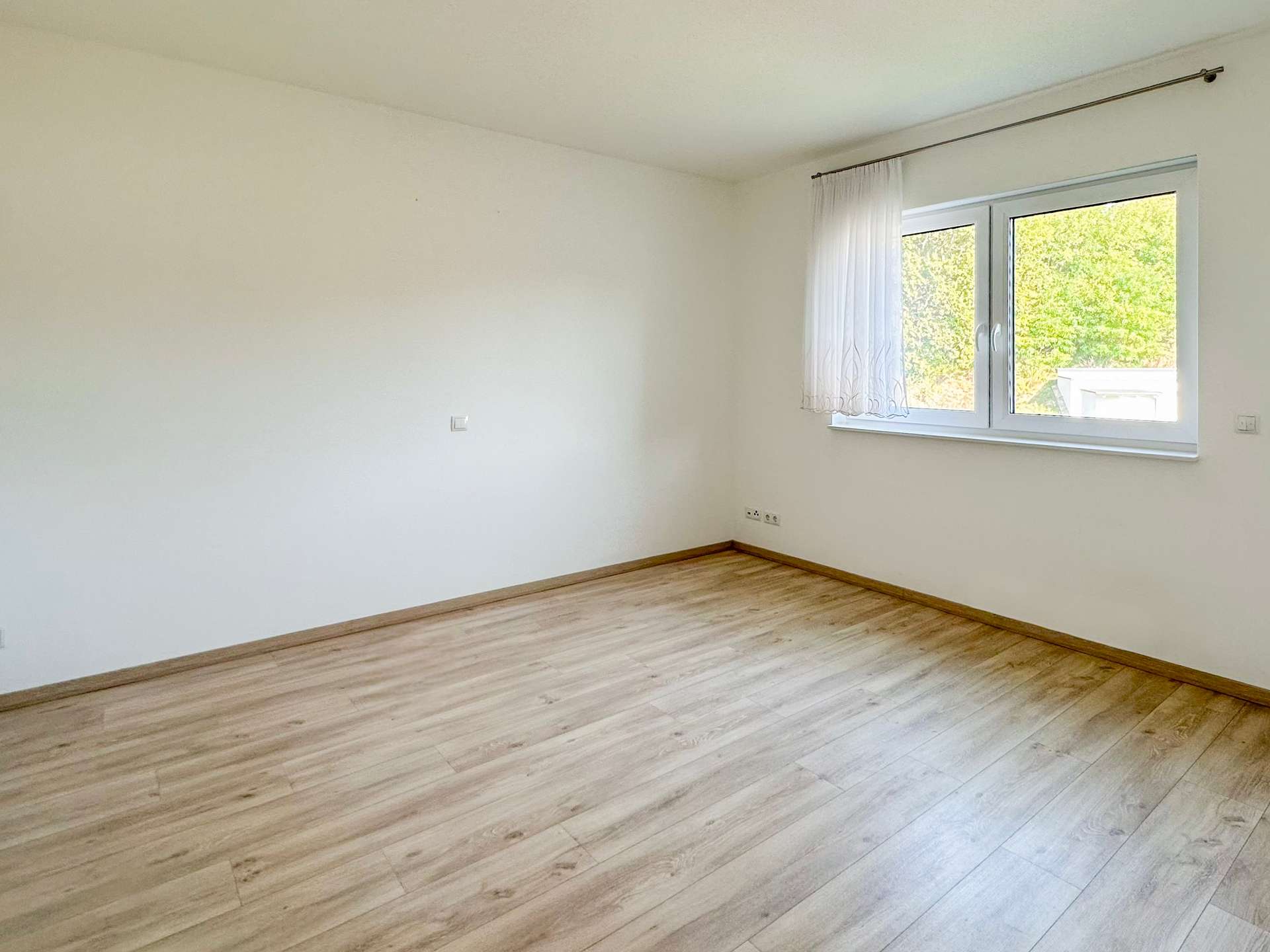 Großes Schlafzimmer