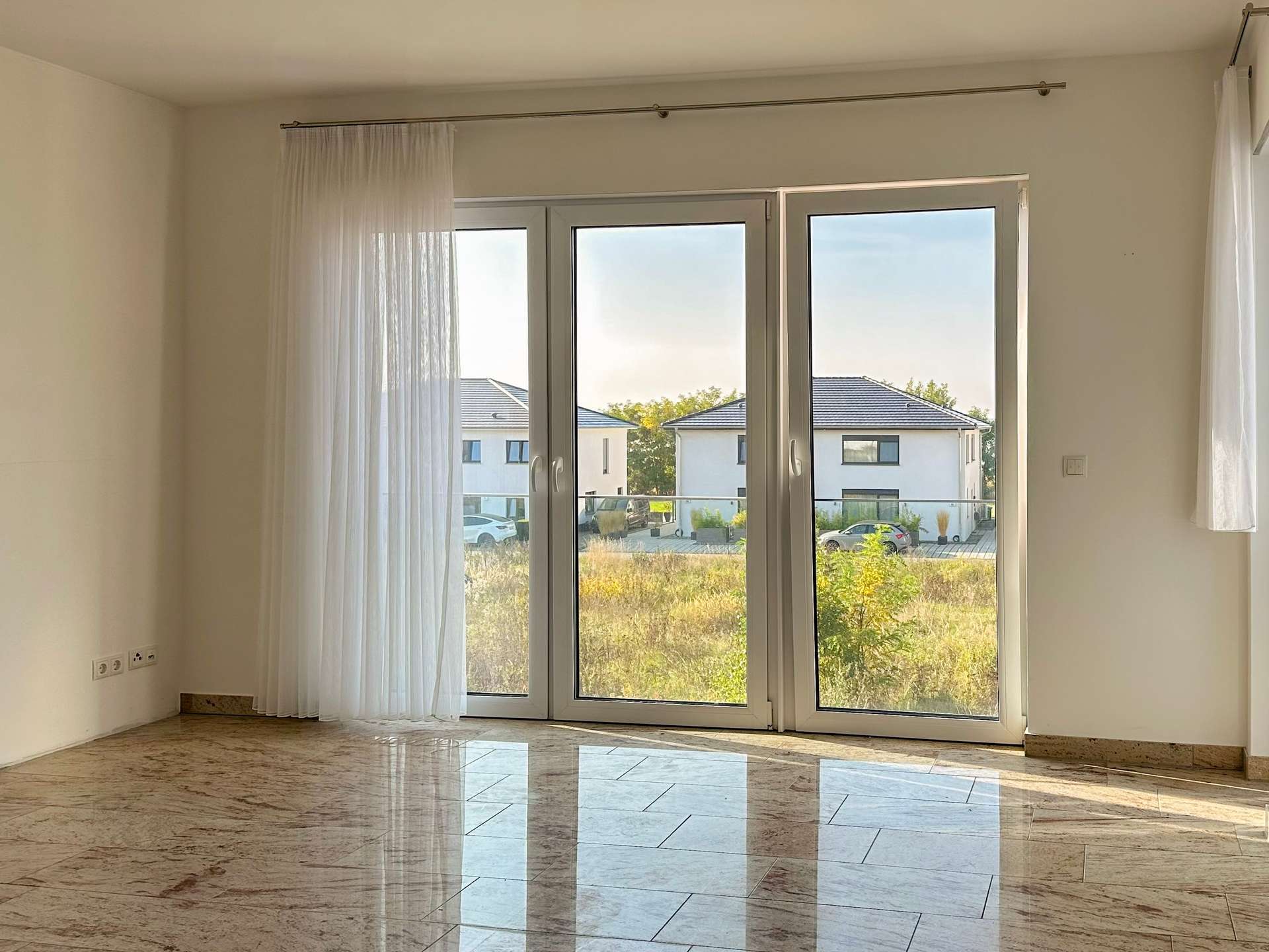 Helles Wohnzimmer