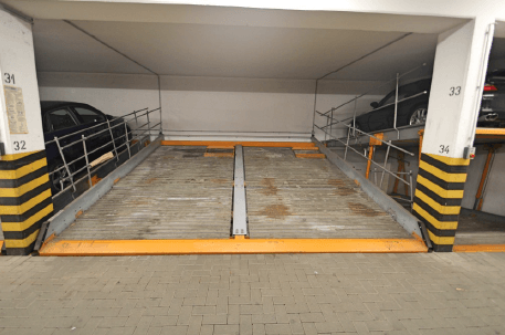 Tiefgaragenstellplatz