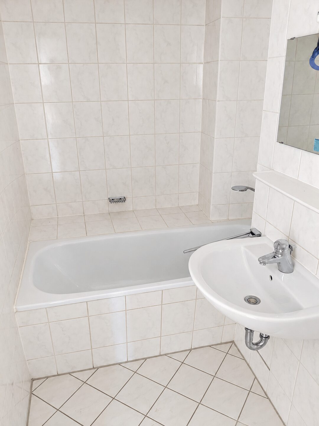 Bad mit Wanne