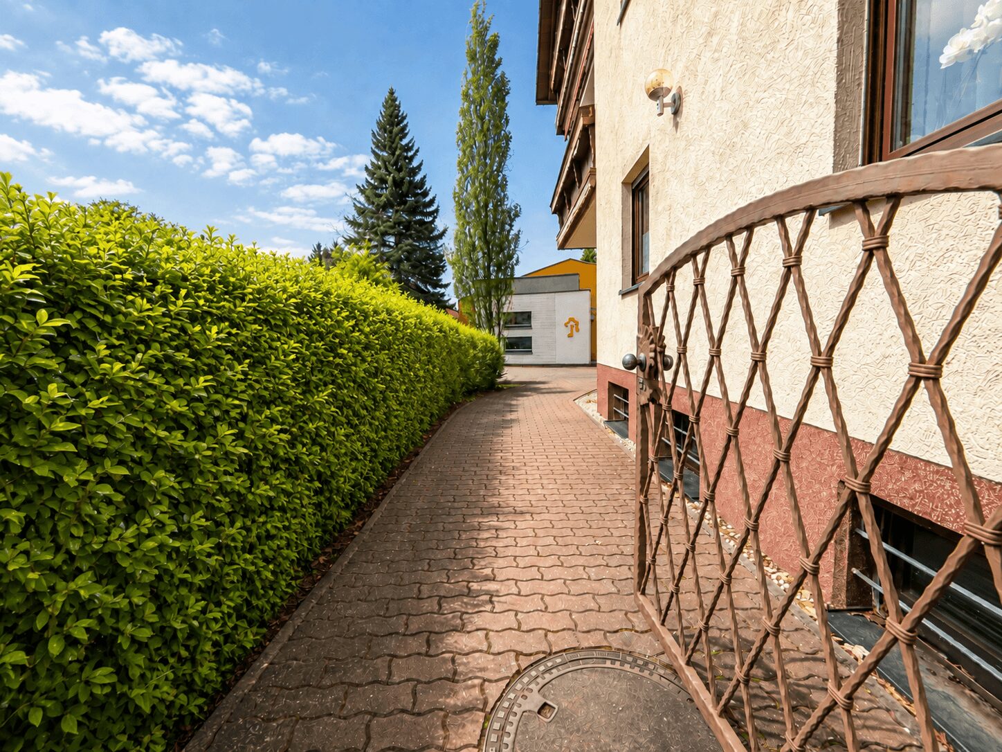 Durchgang zum Haus