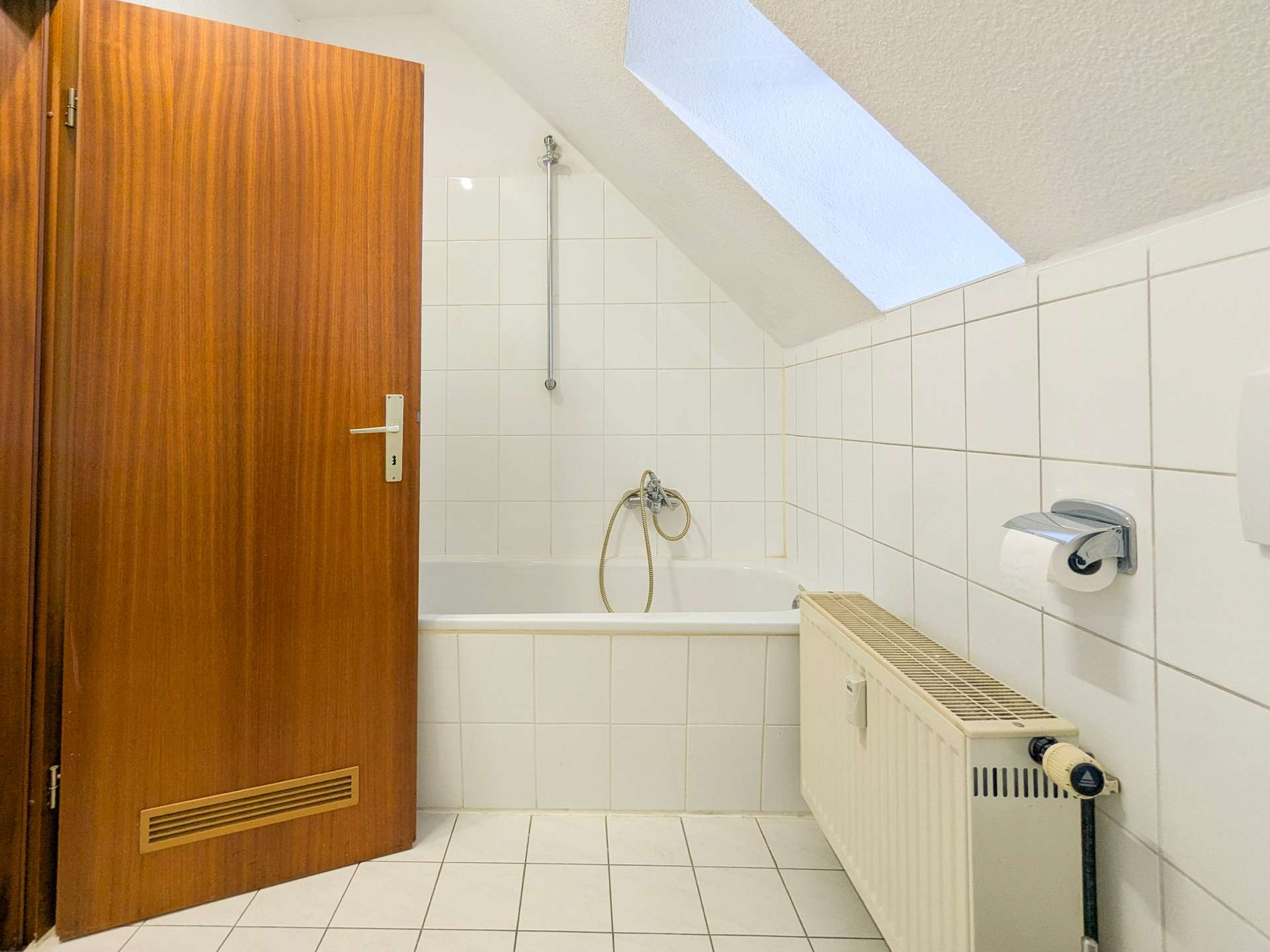 Haus33_DG_GE06_Badezimmer