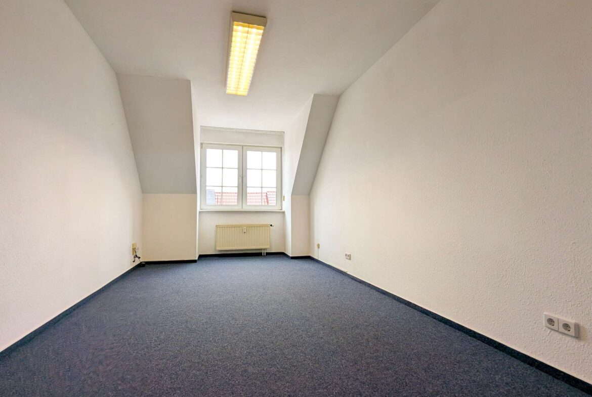 Haus33_DG_GE06_Nebenraum