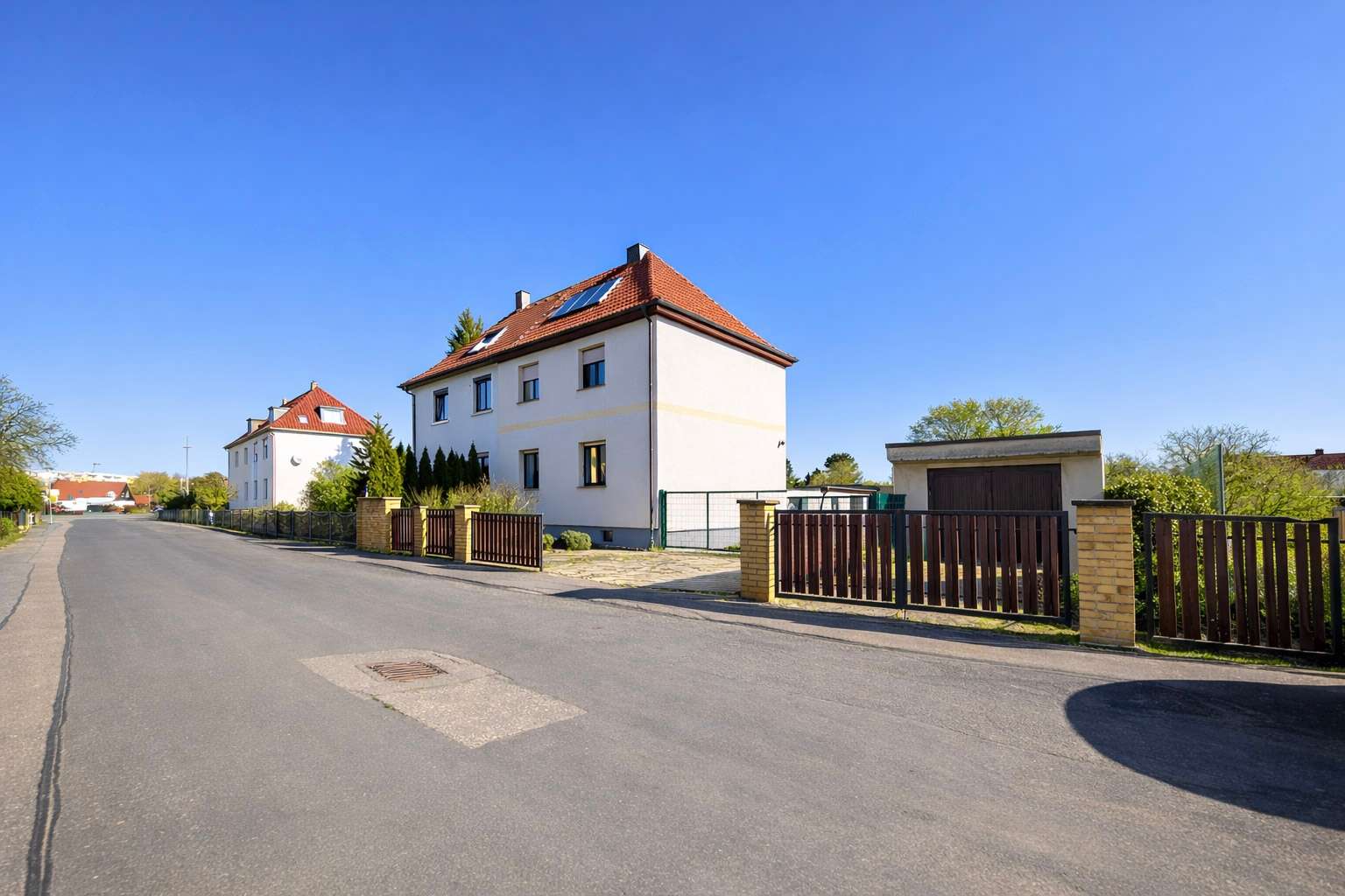 Straßenansicht