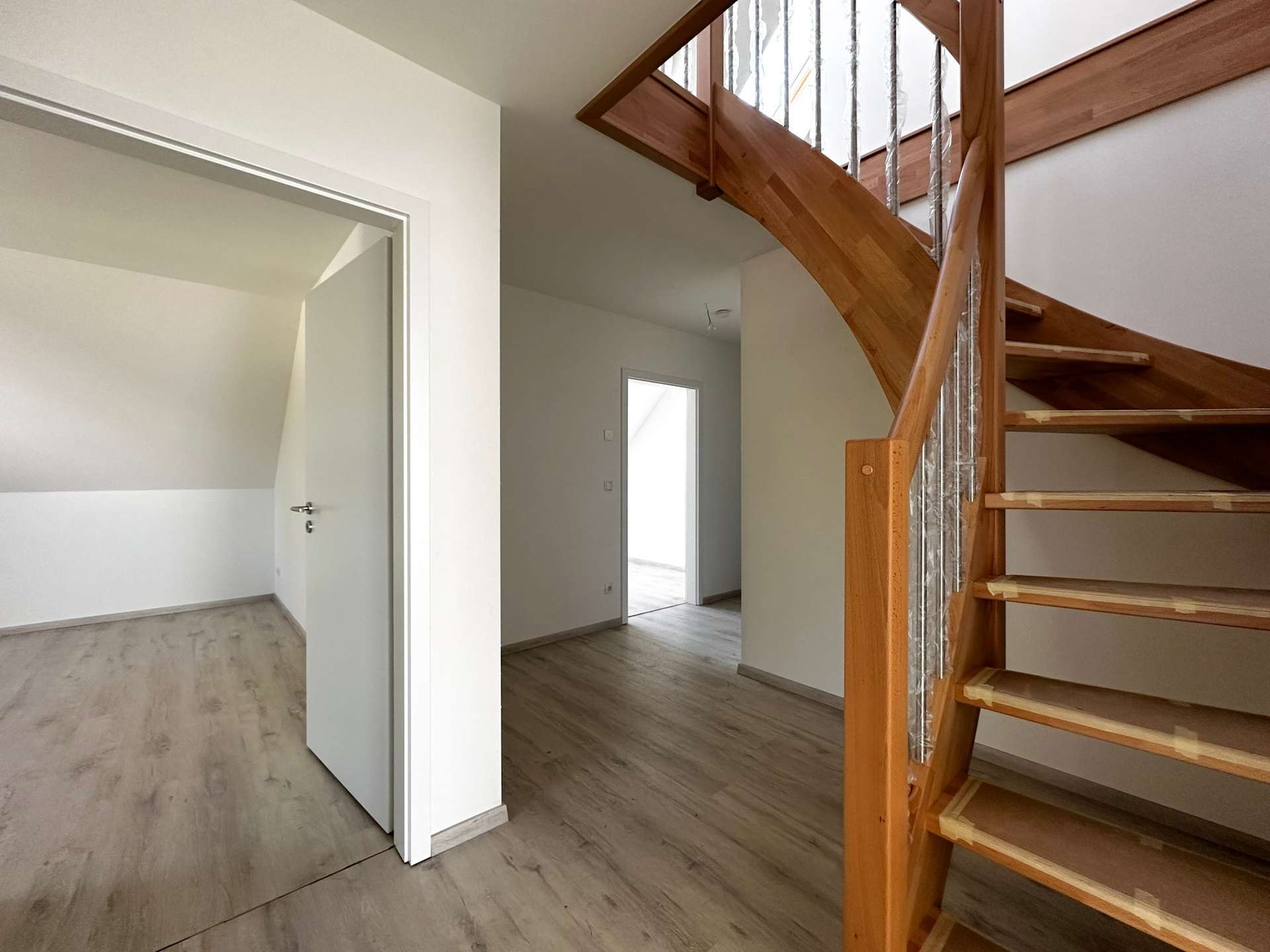 Musterwohnung_Treppenaufgang