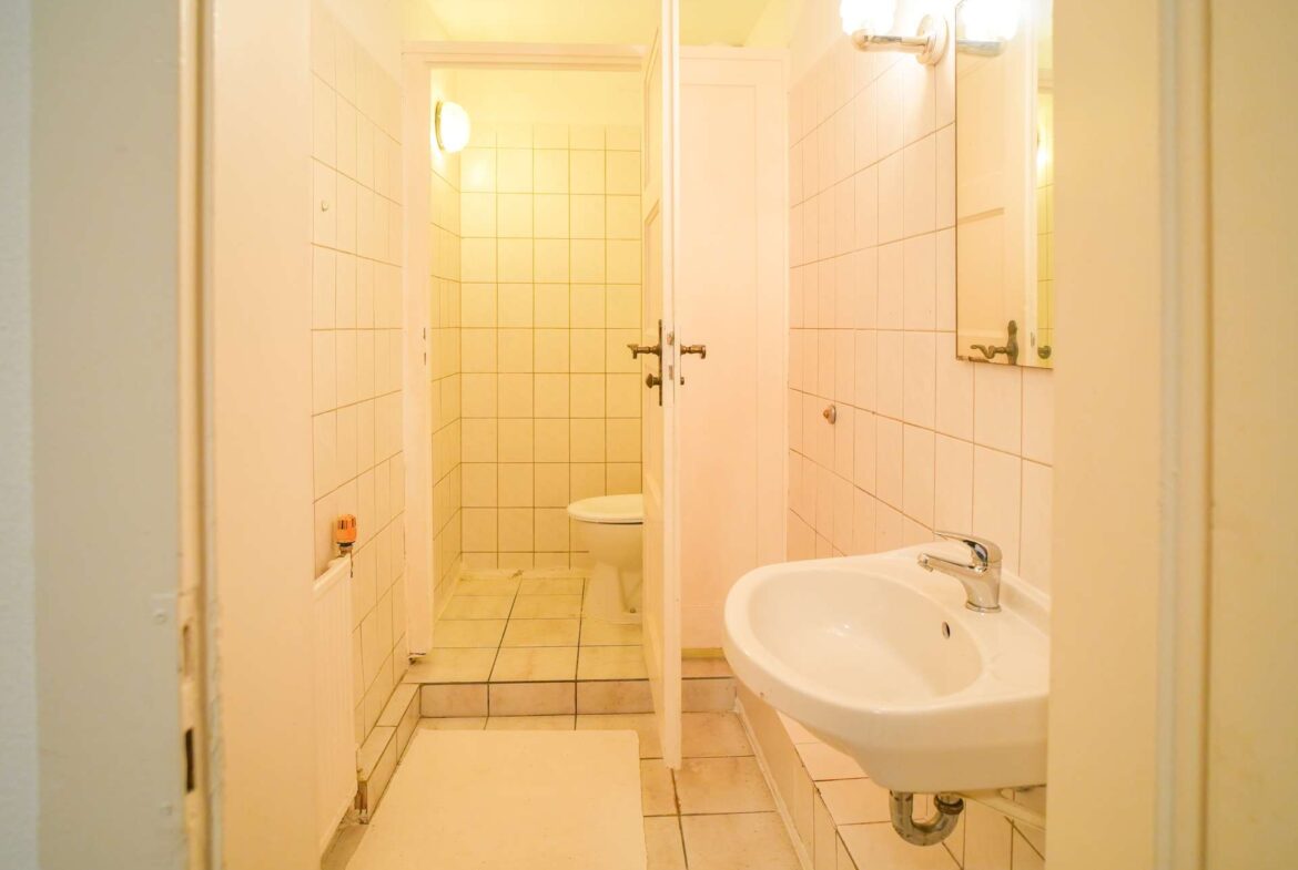 WC
